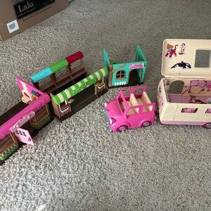 Lil Woodzeez, Bakery, Farmers Market, Nursery, Happy Camper, no accessories